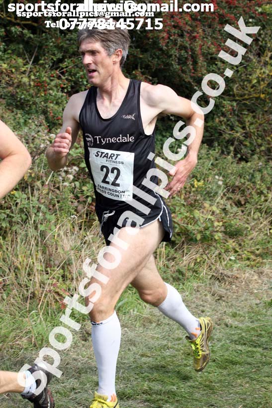Senior mens and veteran relays, Sunderland Harriers Cross Country Relays, Farringdon, Sunderland . Photo: David T. Hewitson/Sports for All Pics